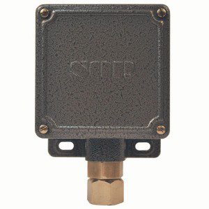 Bourdon Tube - Weatherproof Pressure Switch